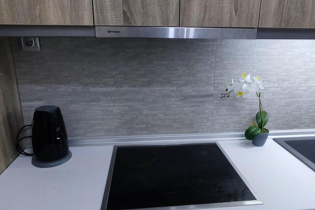 Modern Apartment In Итеа Екстериор снимка