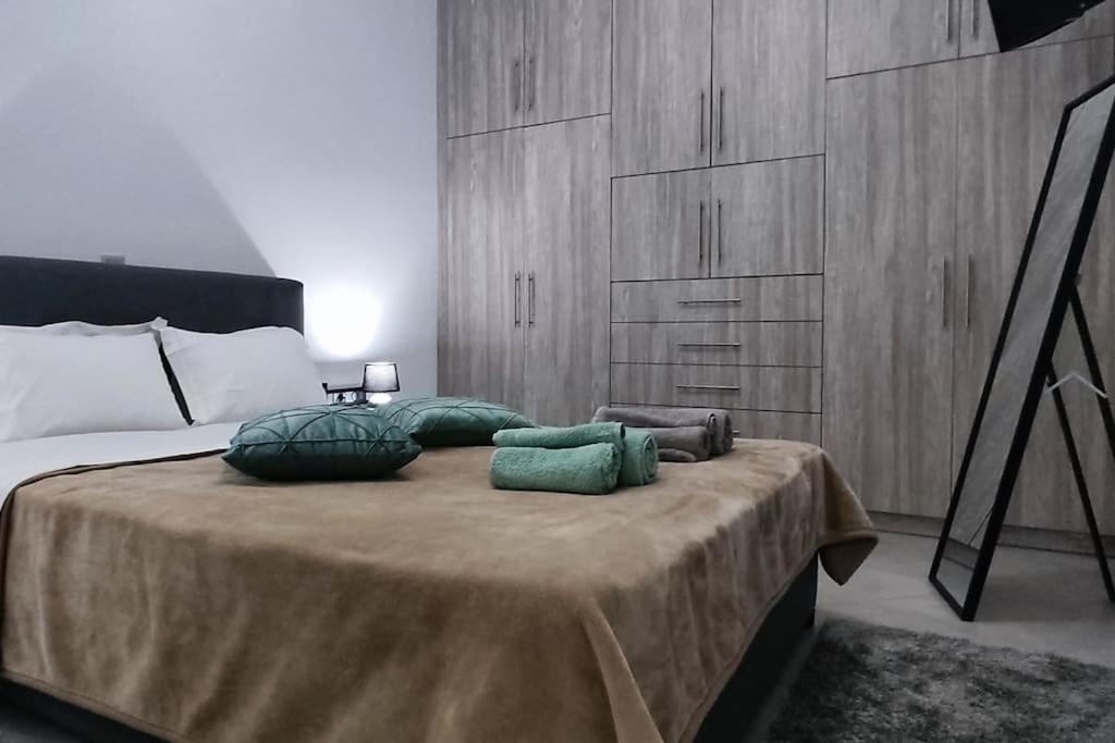 Modern Apartment In Итеа Екстериор снимка