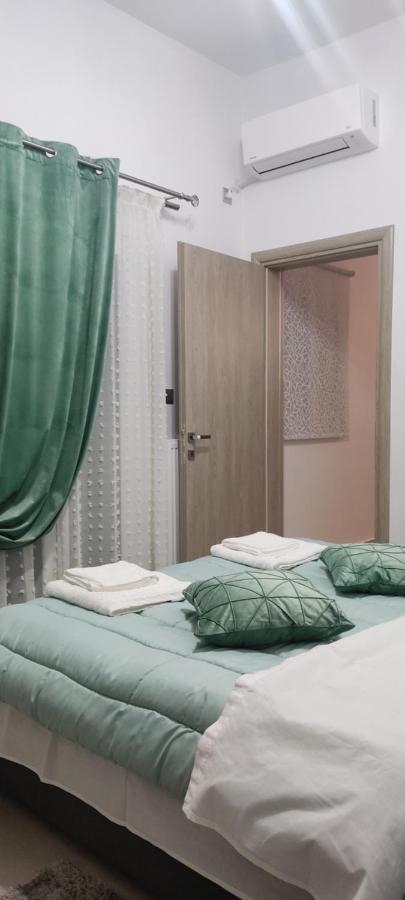 Modern Apartment In Итеа Екстериор снимка
